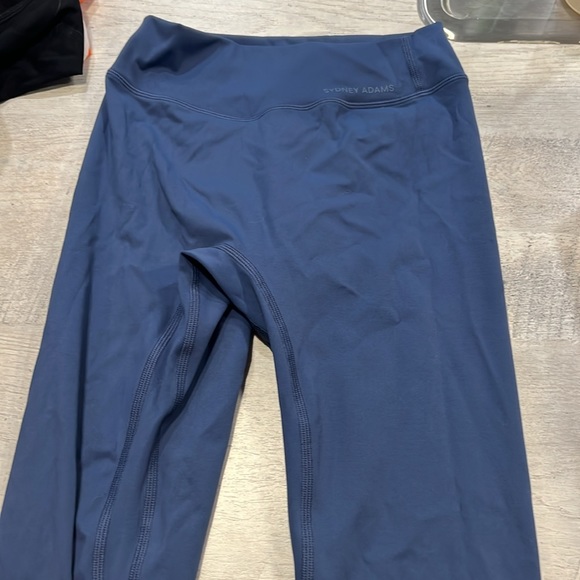 Liason the label X Sydney Adams - Picture 4 of 6